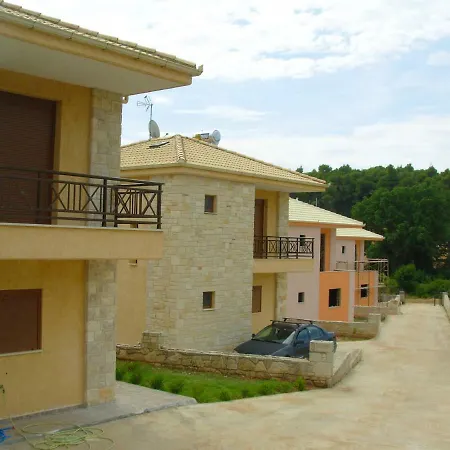 בית נופש New Build Cozy Maisonette In Nea Fokea, Chalkidiki - Fevillas-com *